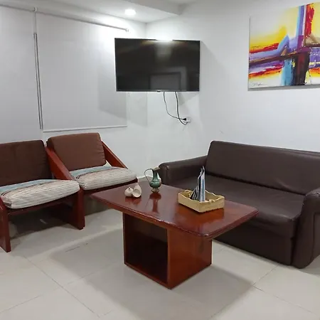 La 10b Hostal *